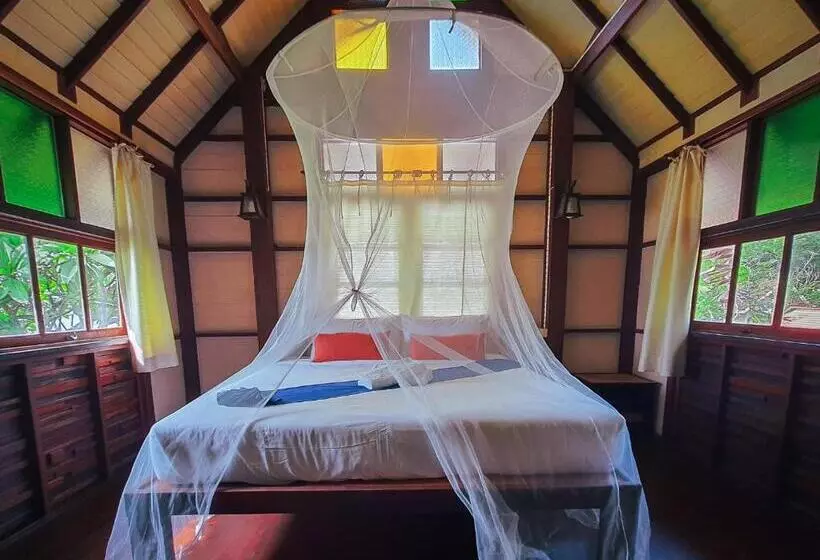 Hotelli Baan Thong Ching Resort