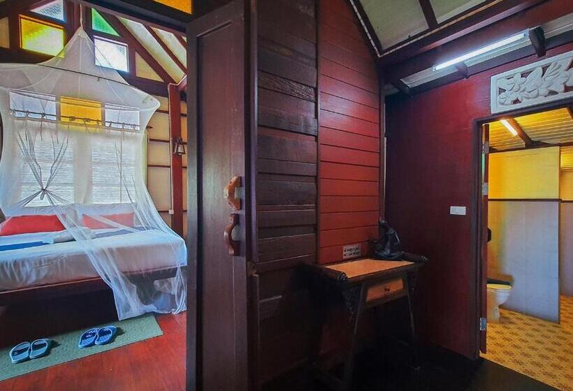 Hotel Baan Thong Ching Resort