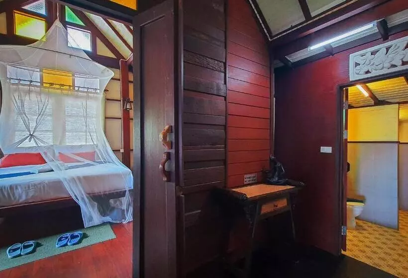 Hotelli Baan Thong Ching Resort