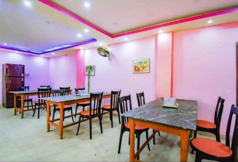 فندق Barsha Resorts Pvt Ltd