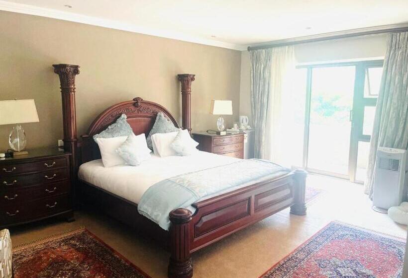 Hotel Bophirima Boutique