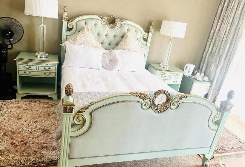 Hotel Bophirima Boutique