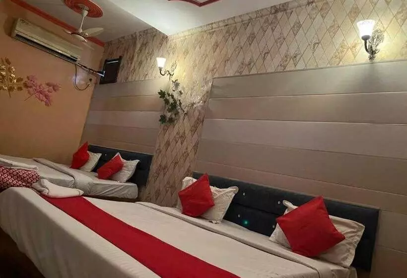 Hotelli Flagship The Shagun