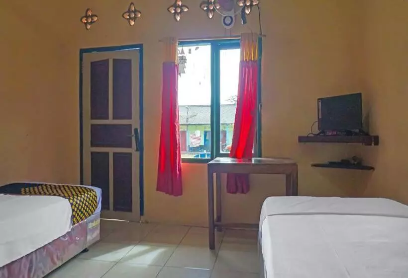 Hotelli Spot On 92212 Penginapan Berkah Mandiri Syariah