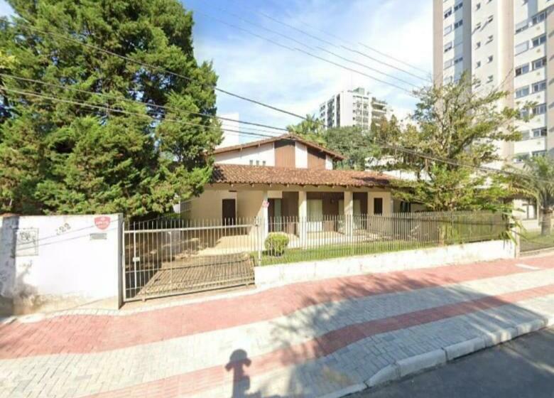 Pousada & Hostel Econômico