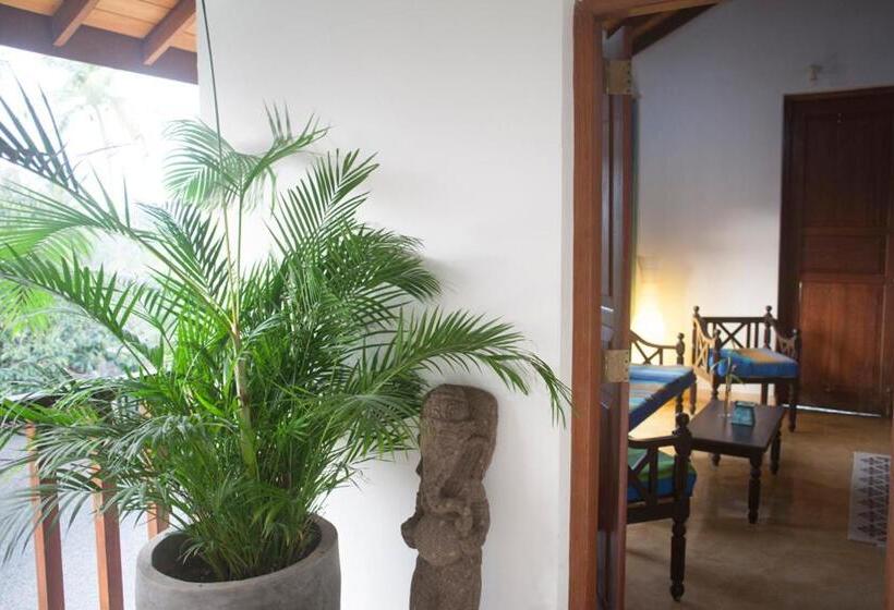 منتجع Ratnakara