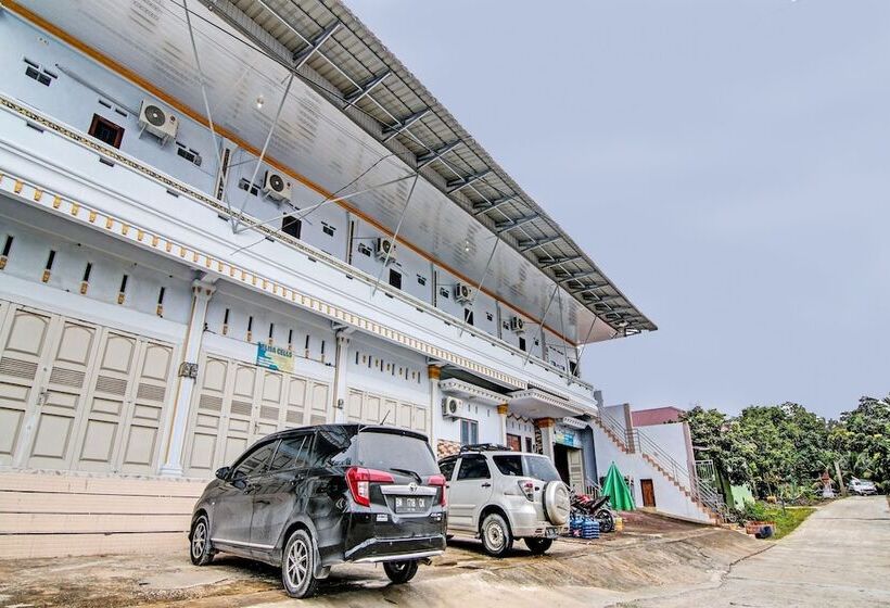 فندق Oyo 92082 Elisa Hill