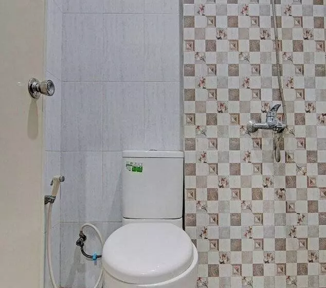 ホテル Oyo 92082 Elisa Hill