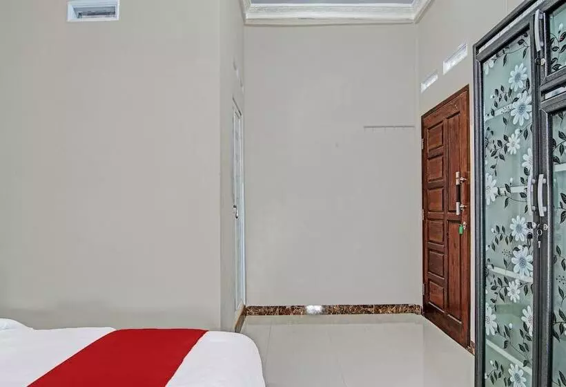 ホテル Oyo 92082 Elisa Hill