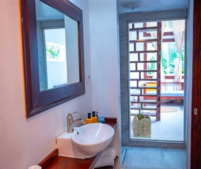 هتل Villa Copthall