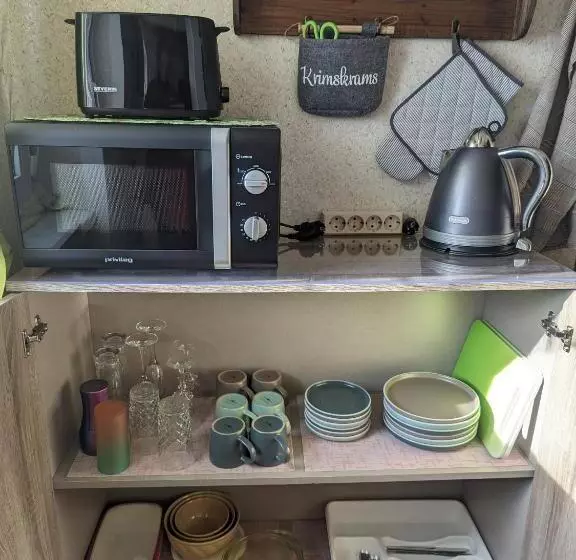 Majatalo Landhaus Kühler Morgen, Appartement Mit 140er Futonbett, Teeküche, Bad