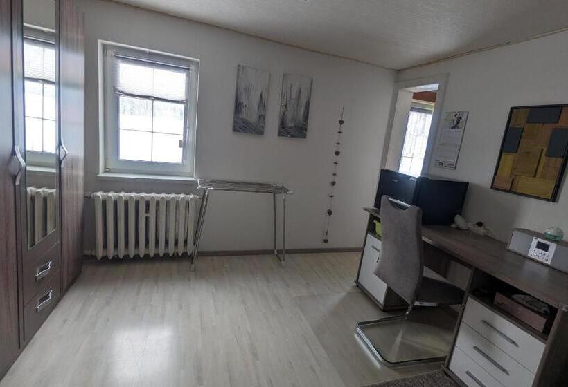 펜션 Landhaus Kühler Morgen, Appartement Mit 140er Futonbett, Teeküche, Bad