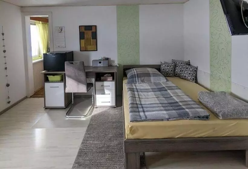 Majatalo Landhaus Kühler Morgen, Appartement Mit 140er Futonbett, Teeküche, Bad