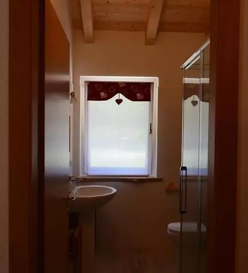 ホテル Alloggio Agrituristico Pociat