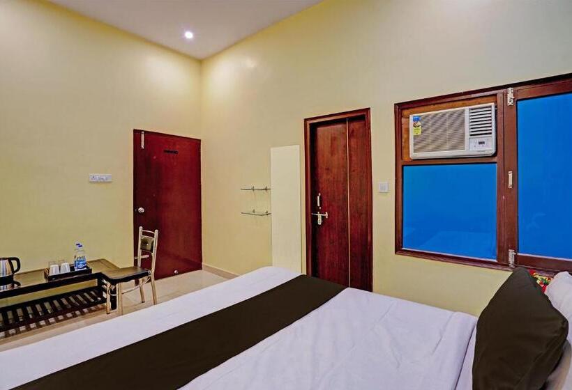 فندق Pop Sarita Palace