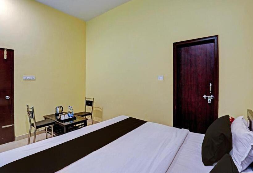 فندق Pop Sarita Palace