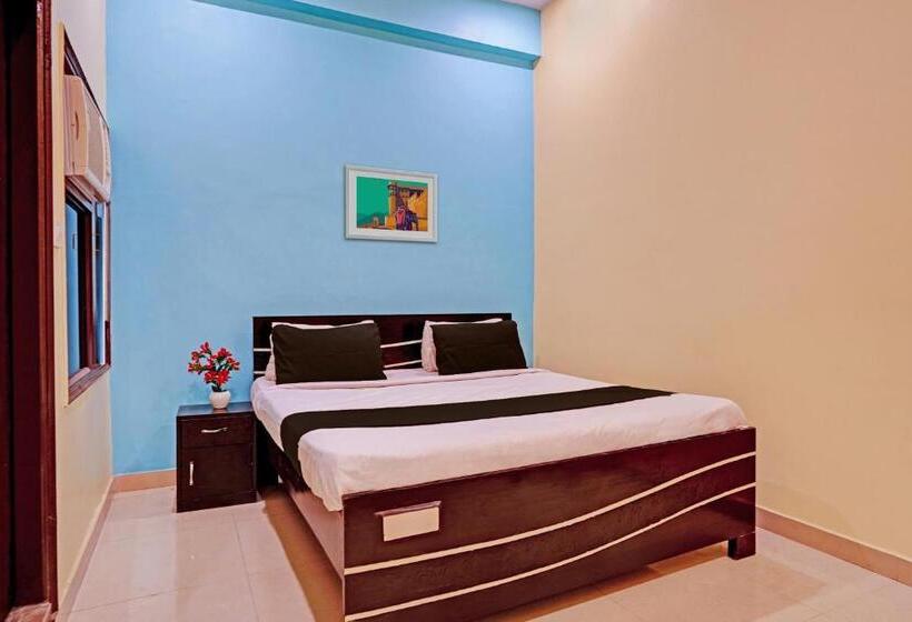 فندق Pop Sarita Palace