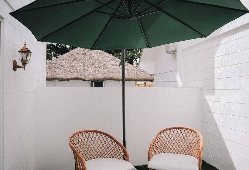 酒店 Villa Excellance Beach And Wave Pool Resort