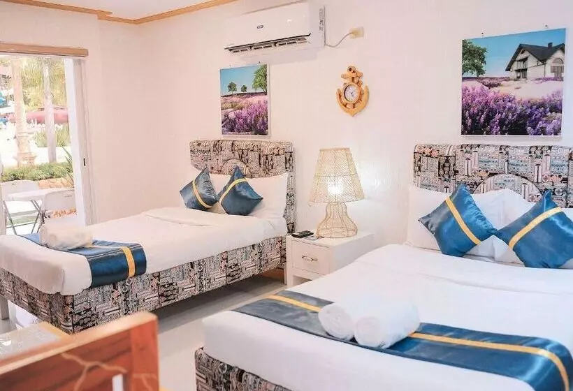 ホテル Villa Excellance Beach And Wave Pool Resort