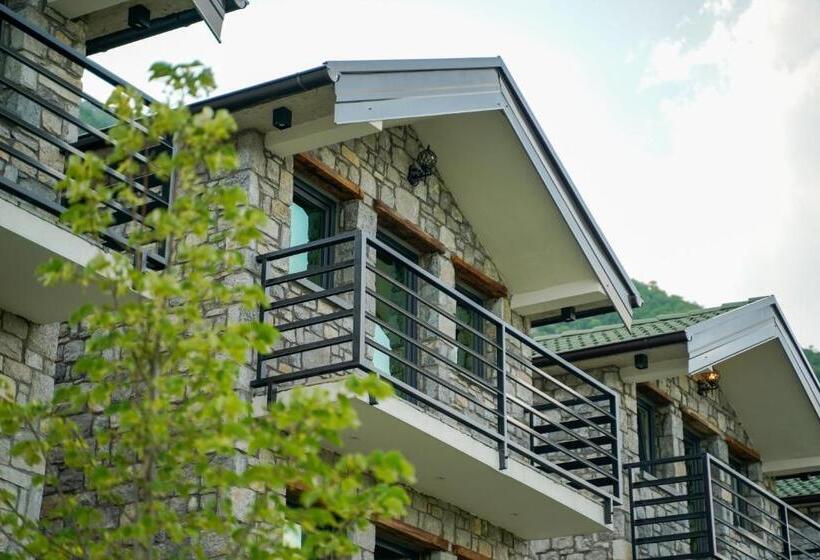 膳宿费 Bujtina Adora