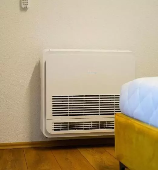 Majatalo Bujtina Adora