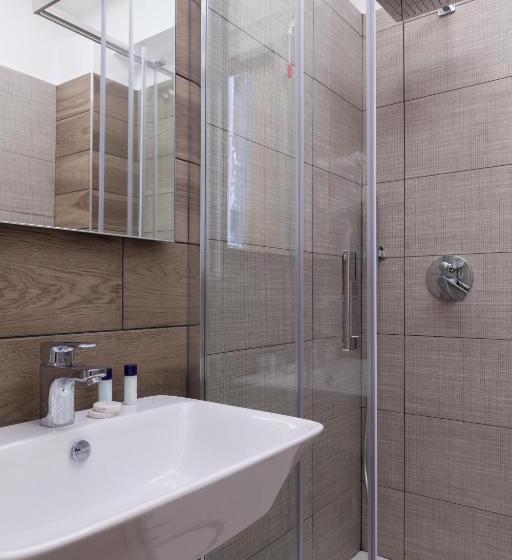 پانسیون Hub Naples