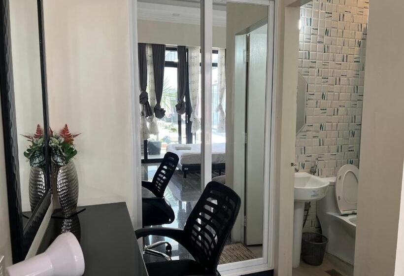 Resort Dampa Poolside Events & Accommodation