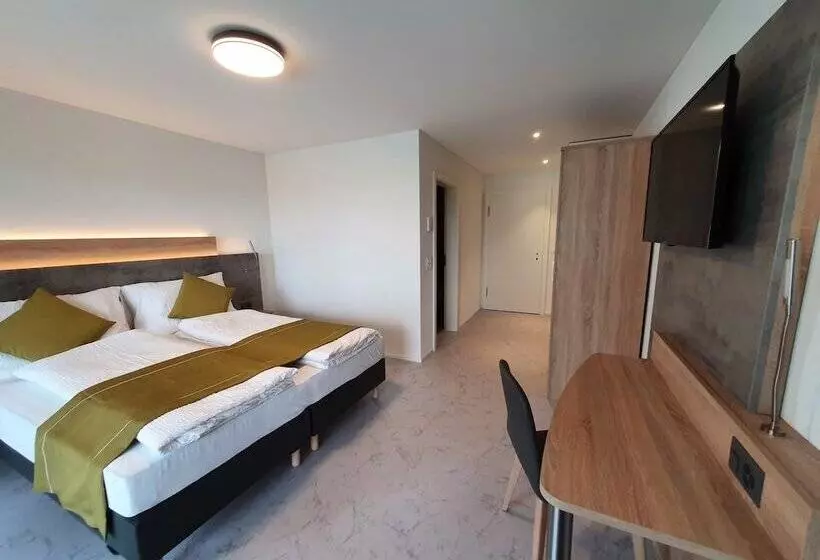 Aamiaismajoitus (B&B) Hb Gästehaus