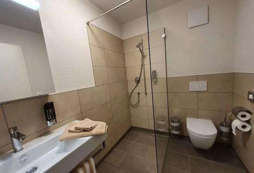 Aamiaismajoitus (B&B) Hb Gästehaus