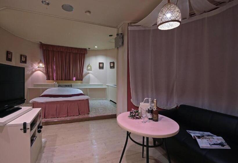 בית מלון כפרי Mio Seki Adult Only