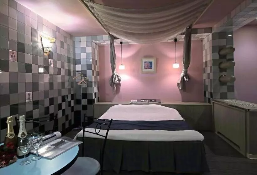 ホテル Mio Seki Adult Only