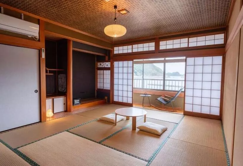 ホテル Sea Auberge Shitsumi 海のオーベルジュ志積