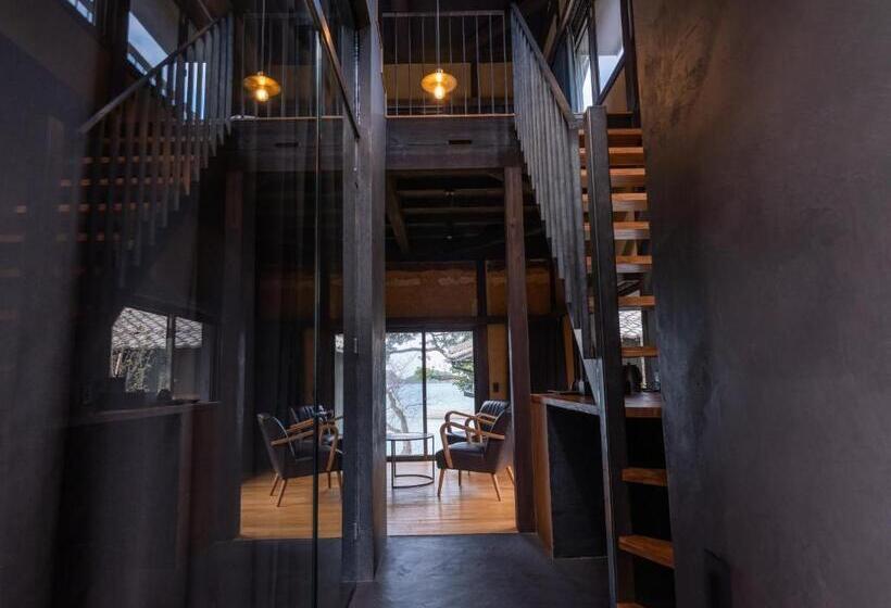 Hotel Sea Auberge Shitsumi 海のオーベルジュ志積