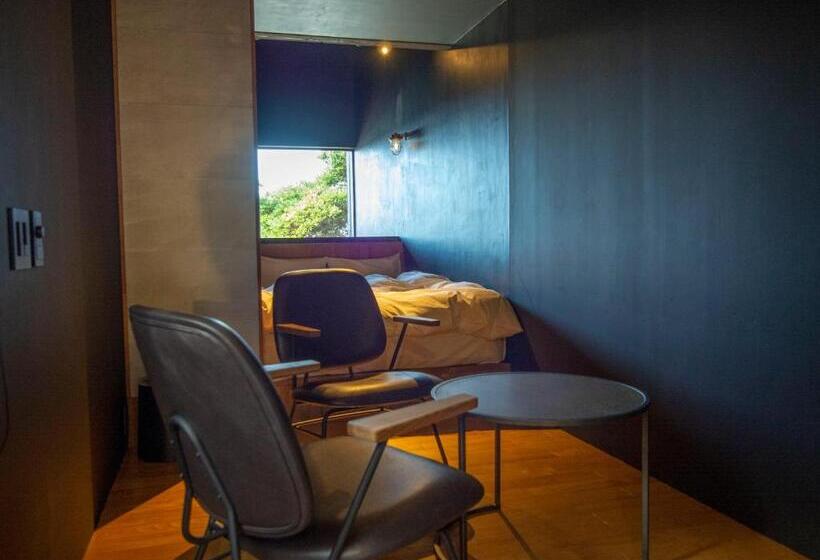 Hotel Sea Auberge Shitsumi 海のオーベルジュ志積