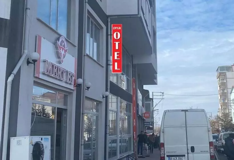 çiftlik Otel