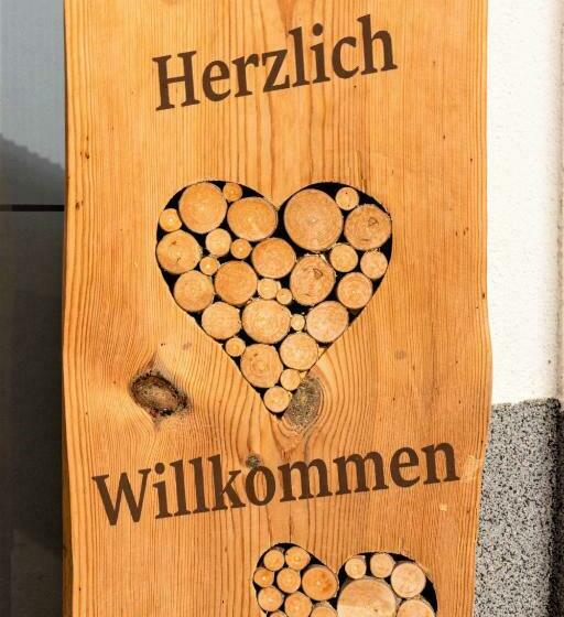 Bed and Breakfast Pension Schneider