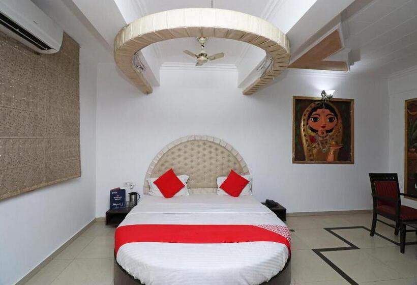 Hotel Oyo Shanti Uday