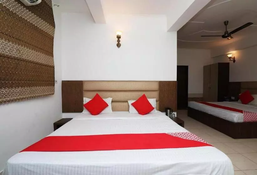 Hotelli Oyo Shanti Uday