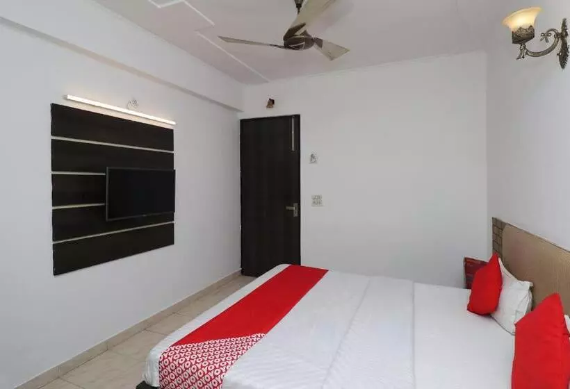Hotelli Oyo Shanti Uday