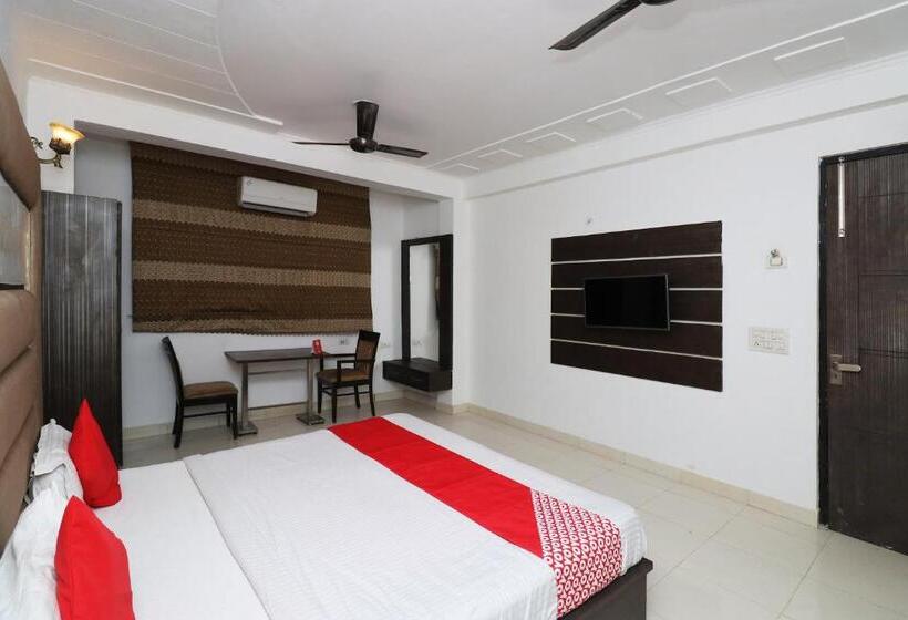 Hotel Oyo Shanti Uday