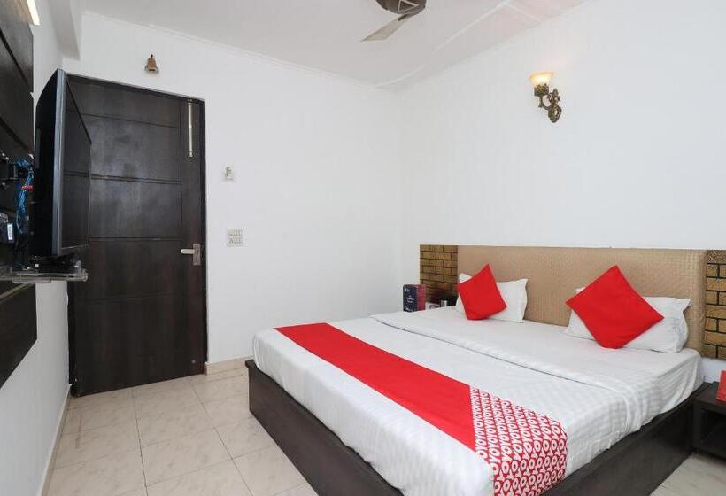 Hotel Oyo Shanti Uday