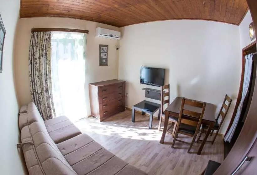 پانسیون Apartments Kole