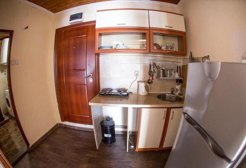 پانسیون Apartments Kole