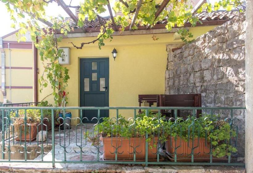 پانسیون Apartments Kole