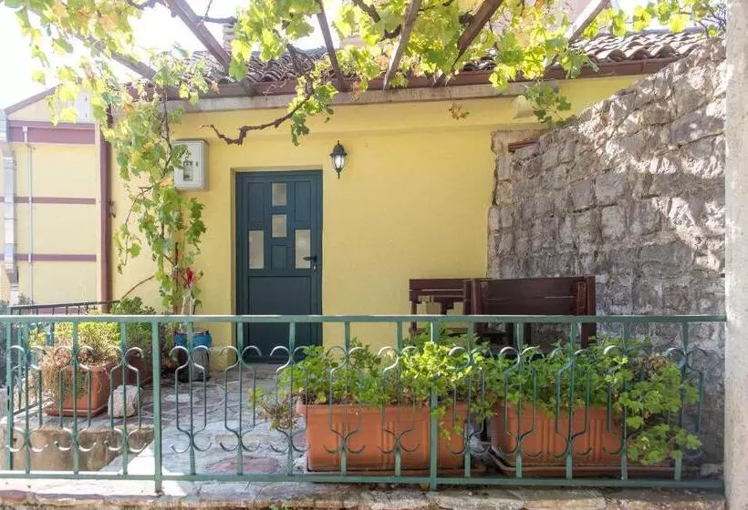 پانسیون Apartments Kole