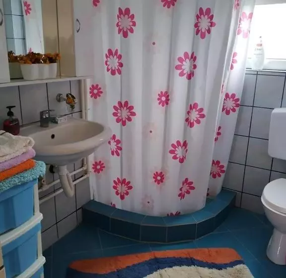 پانسیون Casa Camelia