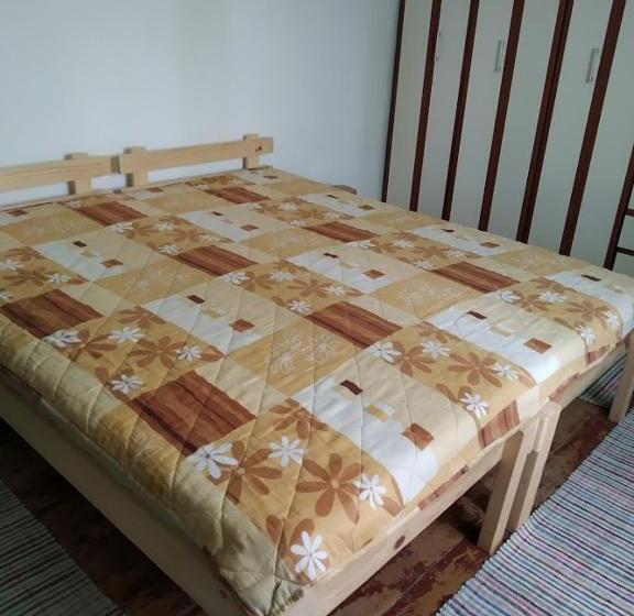 پانسیون Casa Camelia