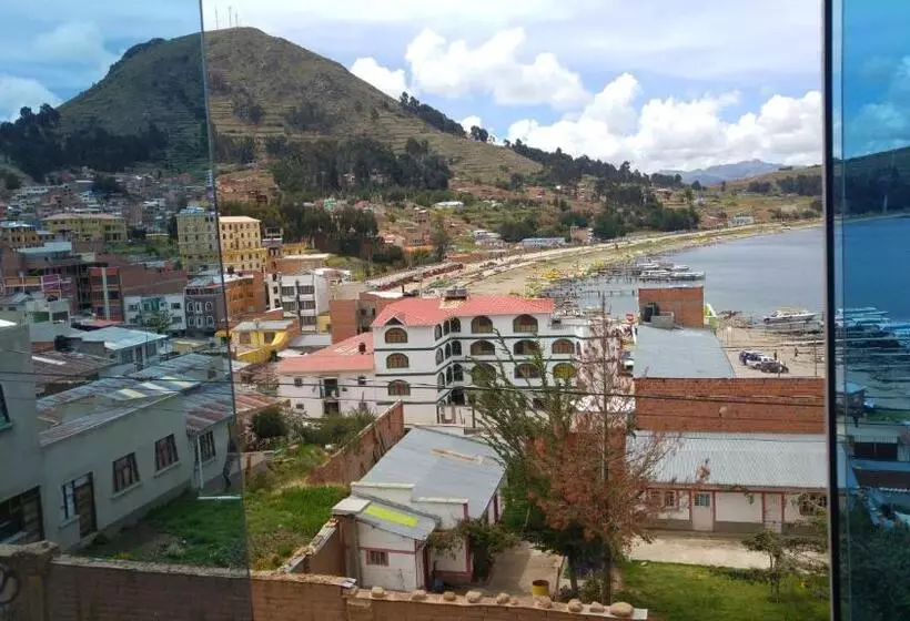 پانسیون Estrella Del Lago