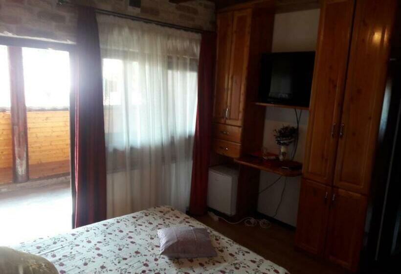 بنسيون Casa Daos