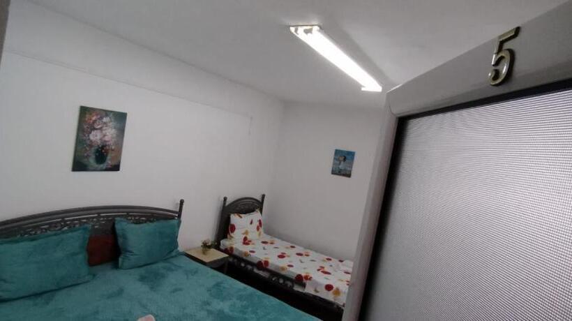 پانسیون Zambilelor 3